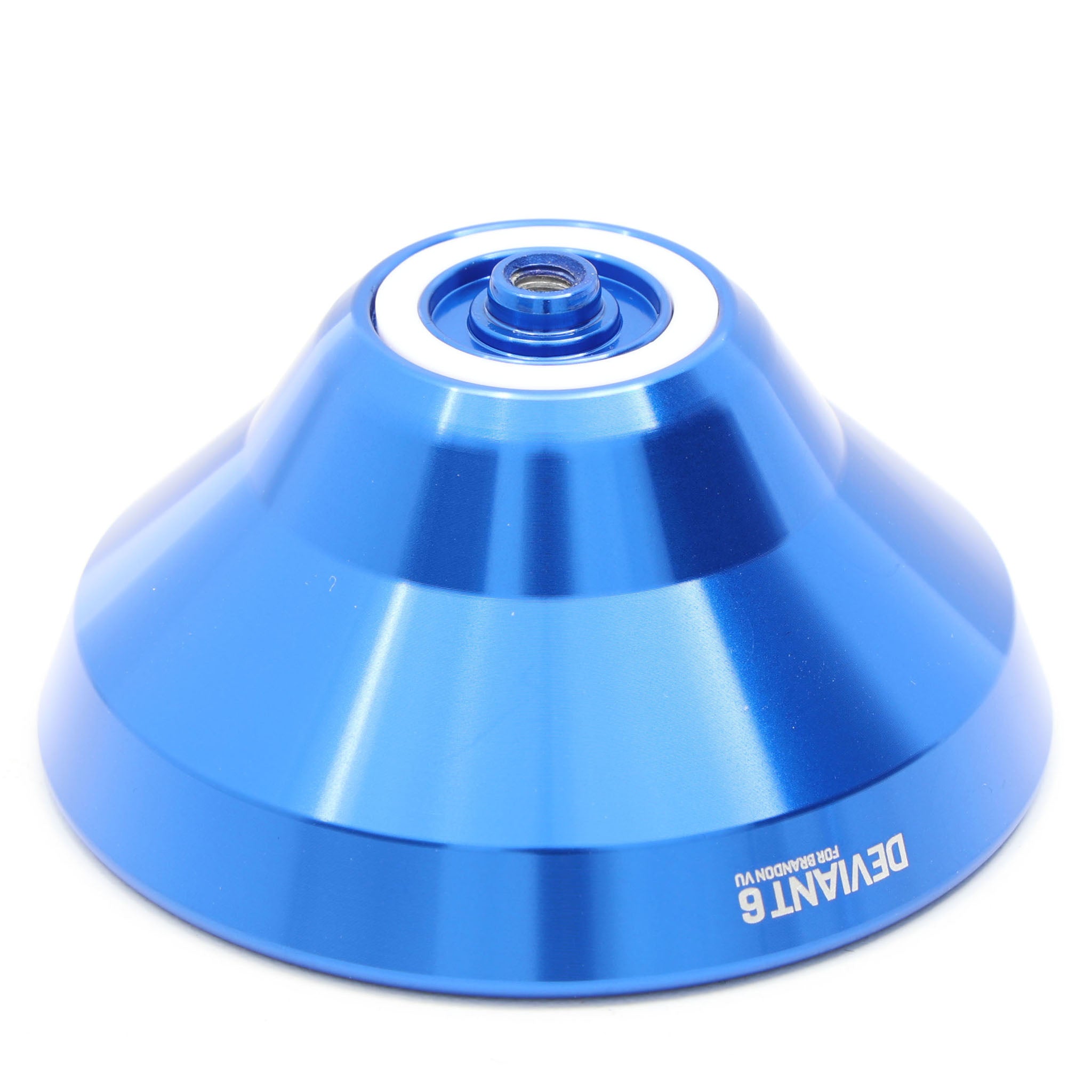 デヴィアント 6