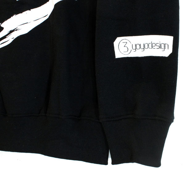 C3 プルオーバーパーカー