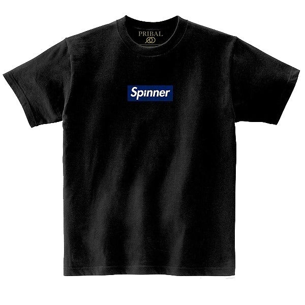 mowl x PRIBAL Spinner ロゴ Tシャツ (ブラック x ブルーカモ)